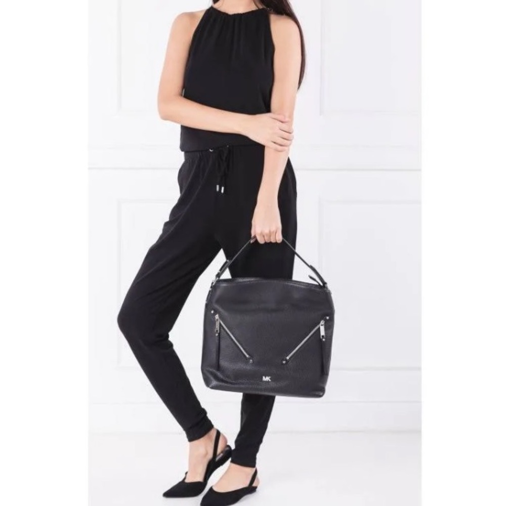 Michael Kors Evie Large Pebbled Shoulder Bag